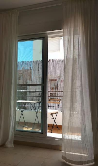 Estudio 52 Malaga Centrico Parking Gratuito Apartment Luaran gambar
