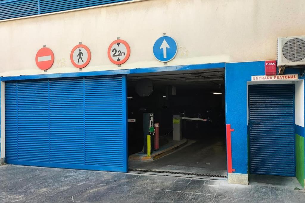 Estudio 52 Malaga Centrico Parking Gratuito Apartment Luaran gambar