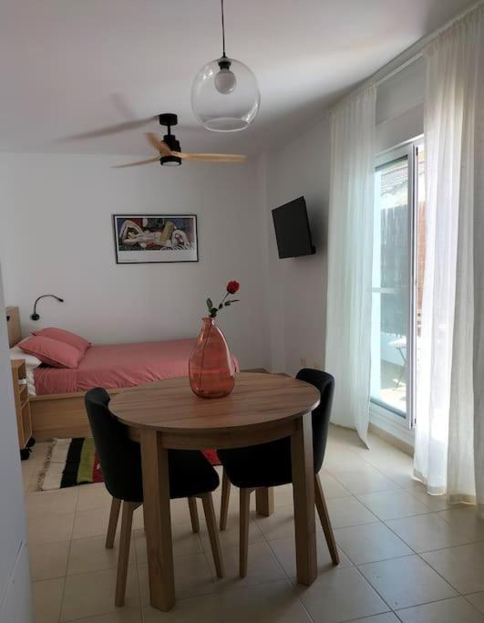 Estudio 52 Malaga Centrico Parking Gratuito Apartment Luaran gambar