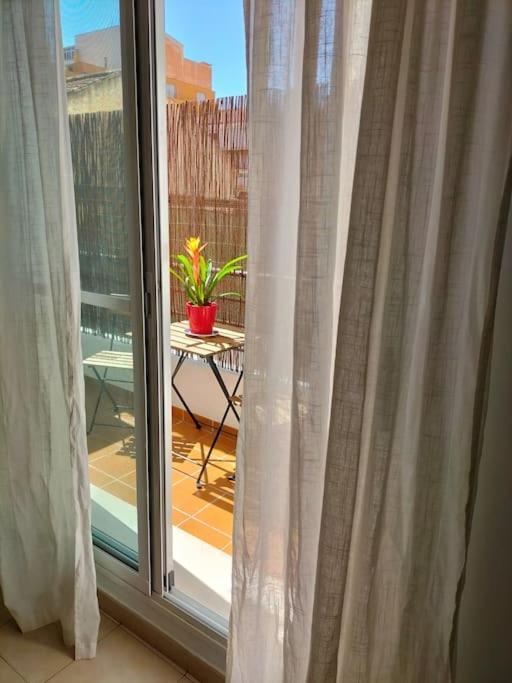 Estudio 52 Malaga Centrico Parking Gratuito Apartment Luaran gambar