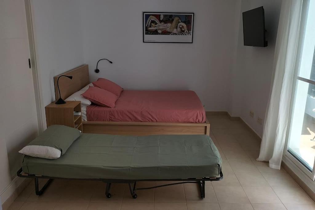 Estudio 52 Malaga Centrico Parking Gratuito Apartment Luaran gambar