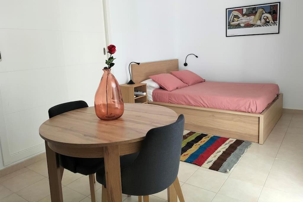 Estudio 52 Malaga Centrico Parking Gratuito Apartment Luaran gambar
