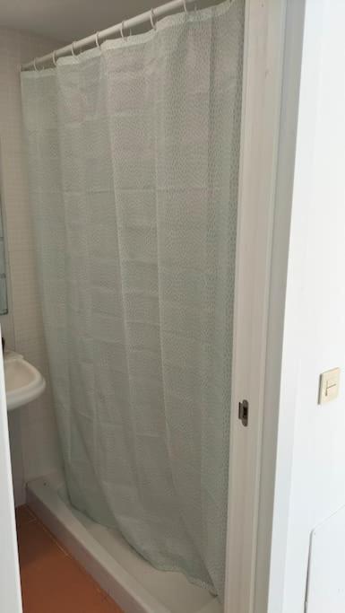 Estudio 52 Malaga Centrico Parking Gratuito Apartment Luaran gambar